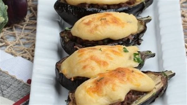 طريقة عمل باذنجان بالبشاميل بأسهل الخطواتقدمت الشيف منال العالم، عبر حسابها الرسمي على موقع التواصل الأجتماعي الأنستجرام، طريقة عمل باذنجان بالبشاميل