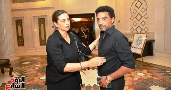 الفن - علا الشافعى وأشرف زكى وتايسون ونجوم الفن فى عزاء تامر ضيائى.. صورأفاق عربية الفن نتحدث اليوم حول علا الشافعى وأشرف زكى وتايسون ونجوم الفن فى