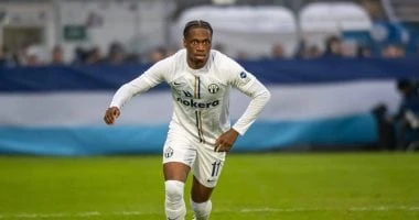 رياضة صحيفة سويسرية: الأهلي يفاوض جوناثان أوكيتا مهاجم زيورخأفاق عربية رياضة نتحدث اليوم حول صحيفة سويسرية: الأهلي يفاوض جوناثان أوكيتا مهاجم زيورخ