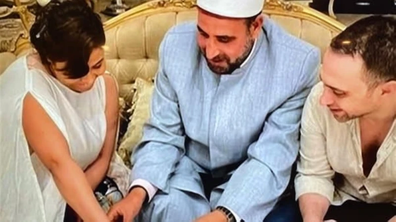 شيرين تحسم موقفها من العودة لحسام حبيب.. وتوجه طلبا للجمهور تعرف على التالي شيرين تحسم موقفها من العودة لحسام حبيب.. وتوجه طلبا للجمهور، نفت النجمة