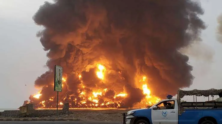 عاجل:ارتفاع عدد قتلى الضربة الاسرائيلية على الحديدة وتفحم الجثث(رقم كبير) _اخر الاخبار اخر الاخبار، عاجل ارتفاع عدد قتلى الضربة الاسرائيلية على الحديدة وتفحم الجثث رقم كبير،افادت م