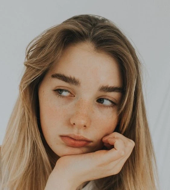 رواية عيون بلا كلمات كاملة جميع الفصول كده بقااااااا كتيررررررر اووووويييييي. دارينا بقيت بتترعش ووشها بقا ازرق بقا شاحب اوي وشفيها ازرقت وبقا شاحب شحوب الموتي وهو جري عليها بصدمه: