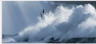 ما تفسير البحر في المنام لابن سيرين؟ ما تفسير البحر في المنام لابن سيرين؟، يعتقد المفسرون أن الحلم يؤول إلى الخير ويحمل الكثير من الدلالات الإيجابية،