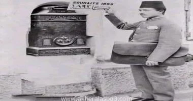 كتب اسامة عبدالحميد استمر البريد فى عهد عباس باشا و سعيد باشا يسير على الطريقه القديمه التى كانت متبعة في عهد محمد علي باشا فكان يحمل على الجمال برا
