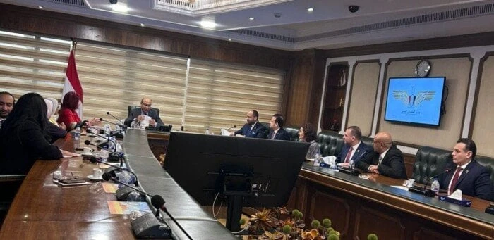 وزير الطيران المدني يلتقي رئيس اتحاد المستثمرات العربوزير الطيران يلتقي رئيس اتحاد المستثمرات العربالتقى الدكتور سامح الحفني، وزير الطيران المدني،