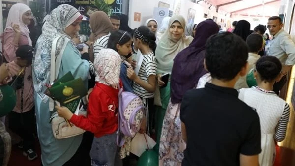 أبرزها العسل المصفى.. نفاد عدد كبير من الكتب بجناح الأزهر بمعرض الإسكندريةتشكل الدروس والعظات والعبر، فائدة تربوية ودعوية مهمة، والسيرة النبوية مليئة