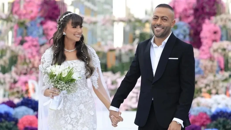 تامر عاشور يرزق بطفلة جديدة.. ويطلق عليها هذا الاسم افاق عربية - رزق الفنان المصري تامر عاشور وزوجته نانسي نور بطفلتهما الأولى، والتي أسمياها سيليا،