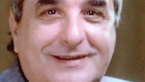 تشييع جنازة المخرج المسرحي محمد سالم من مسجد فاطمة الشربتلي ودفنه بالقطامية انتهت صلاة الجنازة على المخرج المسرحي محمد سالم، بمسجد فاطمة الشربتلي في