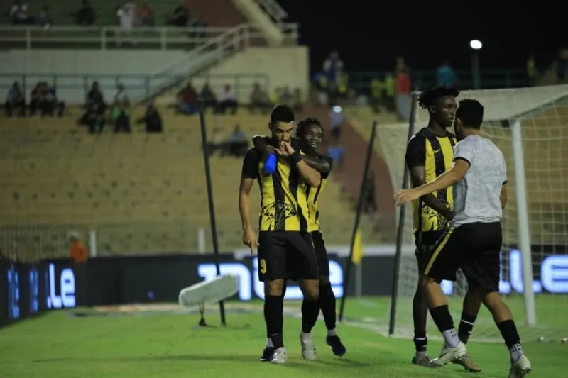 المقاولون العرب يهزمون الزمالك ويحصدون 3 نقاط غالية في صراع النجاة من الهبوط بالدوري المصريفاز فريق المقاولون العرب على الزمالك في مباراة مهمة بنتيجة