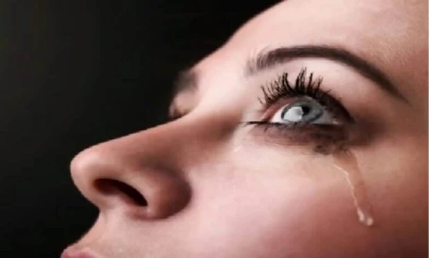 ما هو تفسير البكاء في المنام للمتزوجة لابن سيرين؟ البكاء في المنام للمتزوجة، يمتلك حلم البكاء عدد كبير من المعاني ويقول معظم الفقهاء أنه قد يرتبط