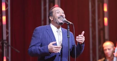 علي الحجار يلتقي جمهور ساقية الصاوي.. الأربعاء تعرف على التالي علي الحجار يلتقي جمهور ساقية الصاوي.. الأربعاء، يقدم النجم الكبير علي الحجار يوم