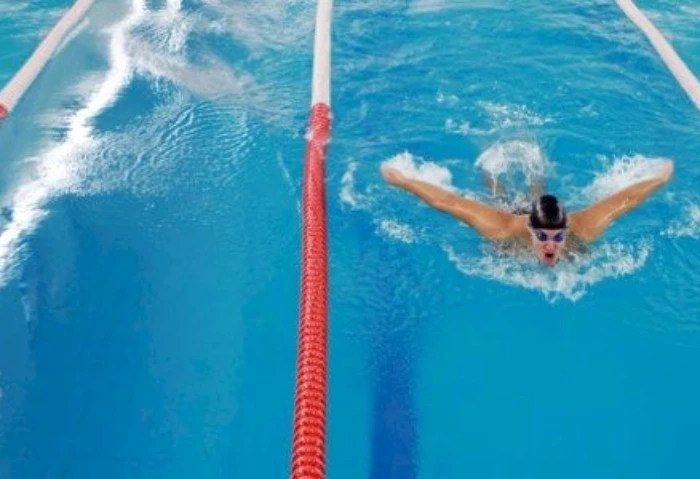 غلق حمامات السباحة المخالفة في الأندية خلال الصيف بقرار وزاري (تفاصيل) قال محمد الشاذلي المتحدث الرسمي لوزارة الشباب والرياضة، إنه بناء على توجيهات من الدكتور أشرف صبحي وزير الشباب