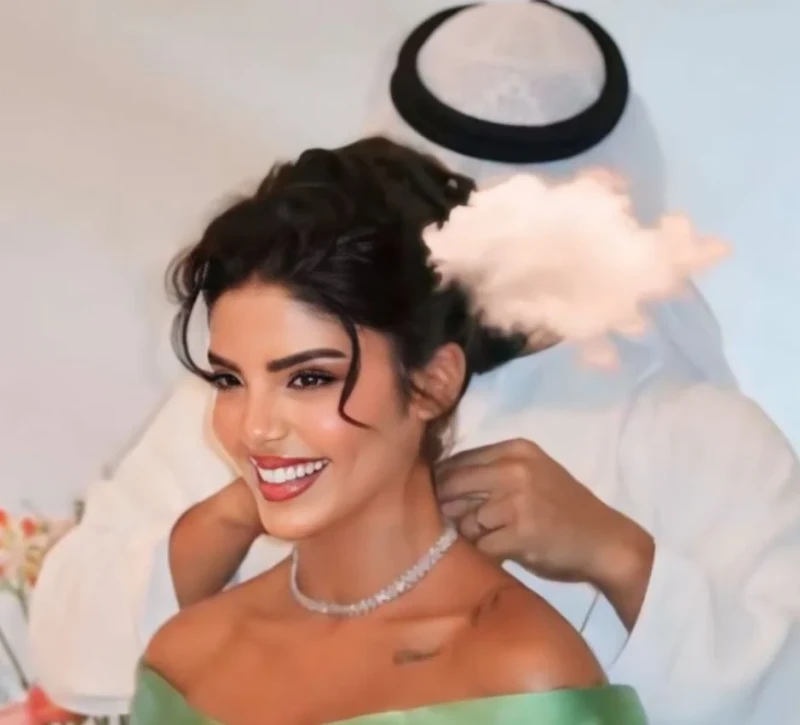 أصالة كامل اتجوزت وتخفي صورة زوجها خوفا من الحسداحتفلت المذيعة وعارضة الأزياء المصرية أصالة كامل بعد قرانها على شاب خليجي أخفت هويته في الصور التي