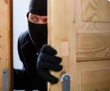 أهم تأويلات ابن سيرين في تفسير حلم السارق المجهول تفسير حلم السارق المجهول، السرقة من الأفعال المكروهة جدا في المجتمع ويحاسب عليها بأشد العقوبات،