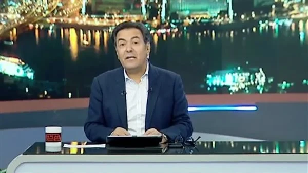 عاجل إلغاء حلقة خيري رمضان عقب سقوطه مغشيا عليه داخل القناةإلغاء حلقة خيري رمضان عندما تعرض الإعلامي خيري رمضان، مقدم برنامج مع خيري على قناة المحور