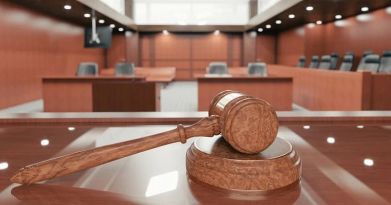 مغني عربي يواجه القضاء بتهمة اغت صاب شابة خلال نومها تعرف على التالي مغني عربي يواجه القضاء بتهمة اغت صاب شابة خلال نومها، اتهمت شابة مغني الراب