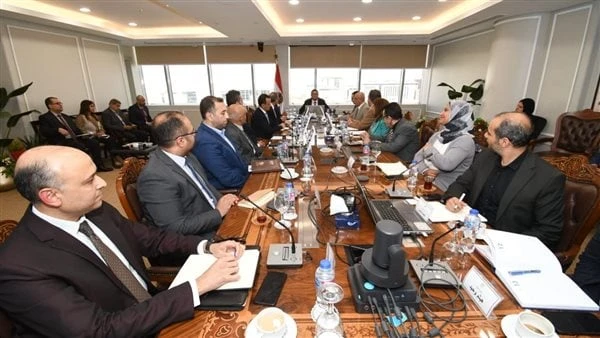 وزير الإسكان يتابع موقف خدمات مياه الشرب والصرف الصحي على مستوى الجمهورية عقد المهندس شريف الشربيني، وزير الإسكان والمرافق والمجتمعات العمرانية،