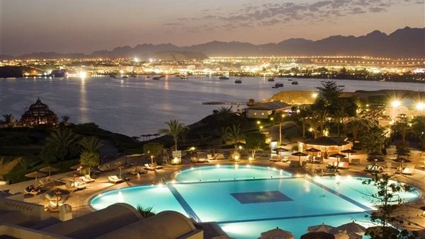 50 مليار جنيه دعما للسياحة.. هل يحقق معادلة ال500 ألف غرفة فندقيةوافق مجلس الوزراء على الصيغة النهائية لوثيقة اشتراطات ومحددات وآليات مبادرة دعم قطاع