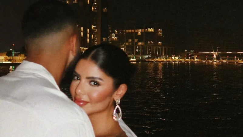 مذيعة 3 تعلن عقد قرانها .. صور اخر خبر شاهد المقال التالي من صحافة السعودية عن مذيعة 3 تعلن عقد قرانها صور، أعلنت عارضة الأزياء ومقدمة البرامج