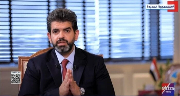 أحمد الطاهري: الحوار مع الفريق كامل الوزير هدفه التعرف على خطة عمله ومستهدفاتها وصف الكاتب الصحفي والإعلامي أحمد الطاهري، حواره مع الفريق كامل