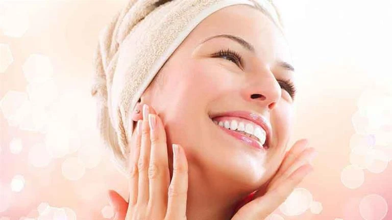 بإجراء بسيط.. كيف تحصلين علي بشرة نضرة وجذابة؟ لايف ستايل شاهد المقال التالي من صحافة مصر عن بإجراء بسيط كيف تحصلين علي بشرة نضرة وجذابة؟، 08 20 م الثلاثاء 30 يوليه 2024 كتبت إيناس