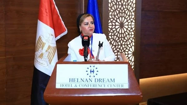 الدكتورة هبة السمري: الذكاء الاصطناعي يعزز من قدراتنا الإبداعيةقالت الدكتورة هبة السمرى، عميدة كلية الإعلام واللغات التطبيقية بجامعة النهضة ورئيس