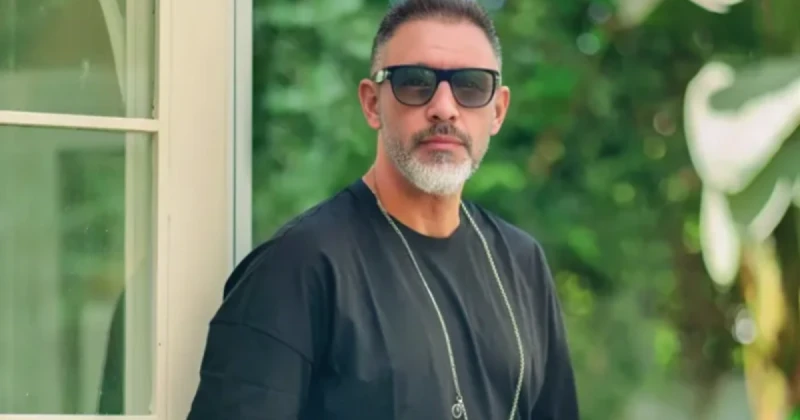 عمرو مصطفى يستمر بالترويج لأغنيته الجديدة ليها فيا تعرف على التالي عمرو مصطفى يستمر بالترويج لأغنيته الجديدة ليها فيا ، يستمر الفنان والملحن المصري