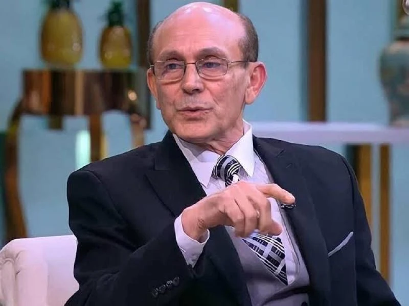 نجوم الفن: محمد صبحي: رفضت منصب وزير الثقافة 4 مرات ومسرحية مدرسة المشاغبين قللت من قيمة المعلم اقرأ في أفاق عربية محمد صبحي رفضت منصب وزير الثقافة 4