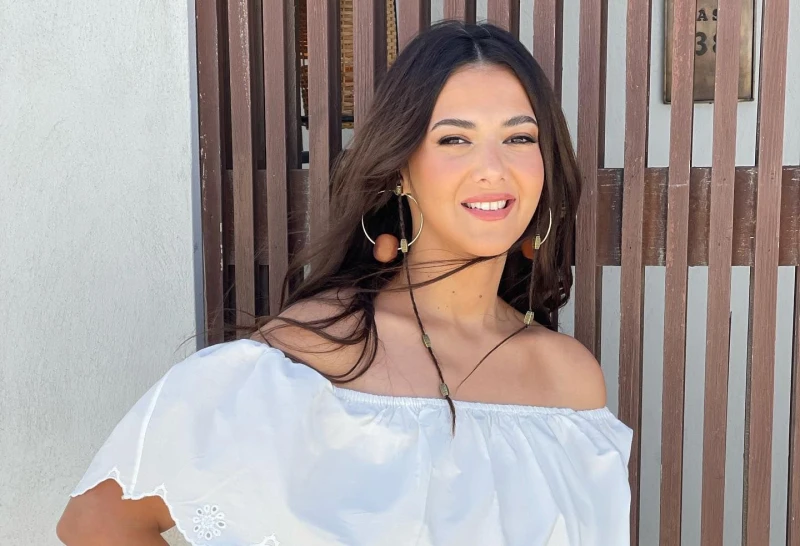 فن: قبل العرض الخاص.. دنيا سمير غانم توجه رسالة لصناع فيلم إكس مراتي اقرأ في أفاق عربية قبل العرض الخاص دنيا سمير غانم توجه رسالة لصناع فيلم إكس