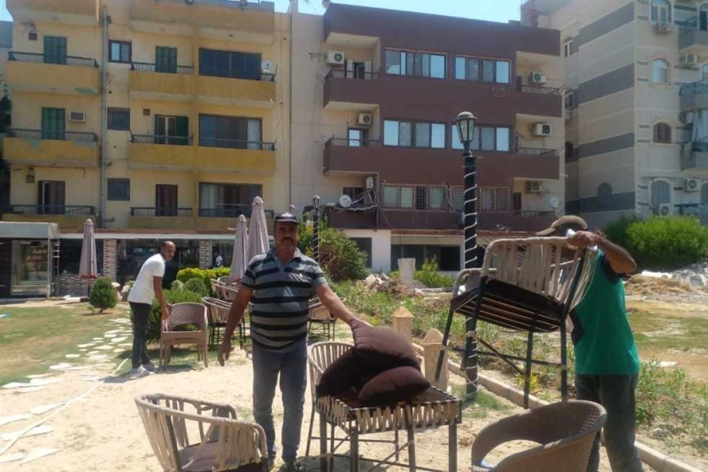 حملات لرفع الإشغالات وضبط مركبات توكتوك المخالفة بالتعاون مع الشرطة ب3 مدن نفذت الإدارات المختصة بأجهزة تنمية مدن 6 أكتوبر، والعاشر من رمضان، وبدر،