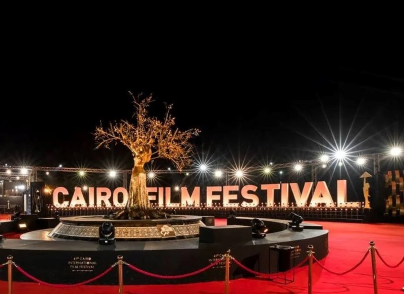 مهرجان القاهرة السينمائي يدشن جوائز آفاق السينما العربية شاهد المقال التالي من صحافة السعودية عن مهرجان القاهرة السينمائي يدشن جوائز آفاق السينما