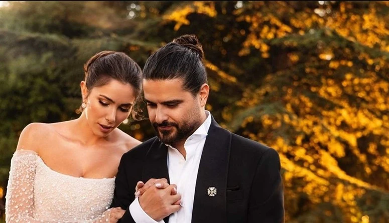 دانييلا رحمة وناصيف زيتون في الفيديو الأول من شهر العسلتداول رواد مواقع التواصل الاجتماعي فيديو رصد دانييلا رحمة وناصيف زيتون في شهر العسل، في مدينة