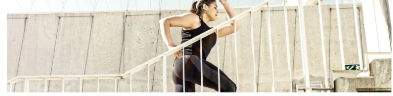 تأويلات ابن سيرين لرؤية صعود الدرج في المنام صعود الدرج في المنام، إن رؤية الدرج أو السلم من الرؤى المعهودة والتي تشيع في عالم الأحلام بشكل كبير، ولقد ربط الفقهاء بين تأويل هذه الر