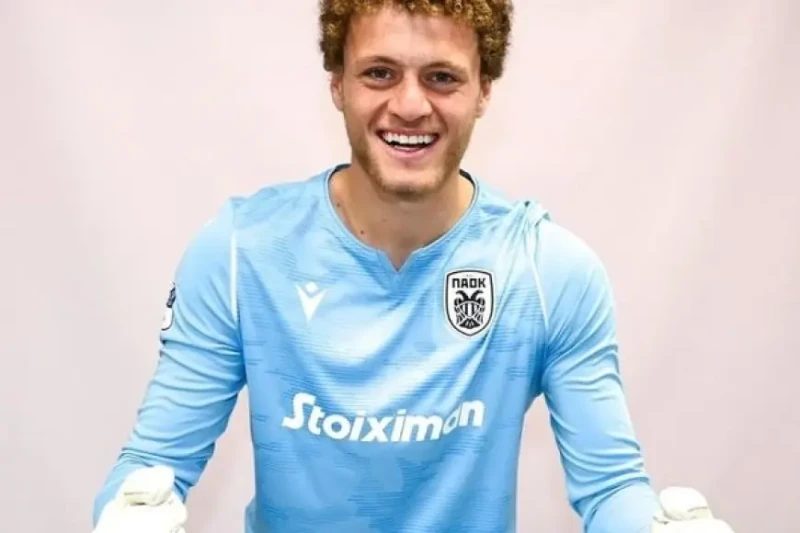 الأهلي يفاوض أحمد نادر السيد؟.. الحقيقة الكاملة.. فيديوأكد نادر السيد، حارس منتخب مصر السابق، أنه لم يتلق أي اتصالات من إدارة النادي الأهلي بخصوص