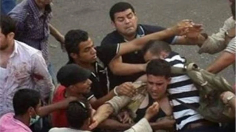 بسبب لهو الأطفال.. مشاجرة دامية في دار السلام تنتهي بمصرع شخص لقى شخص مصرعه أثناء مشاجرة بسبب لهو الأطفال بمنطقه دار السلام وتم نقل الجثة إلى المشرحة