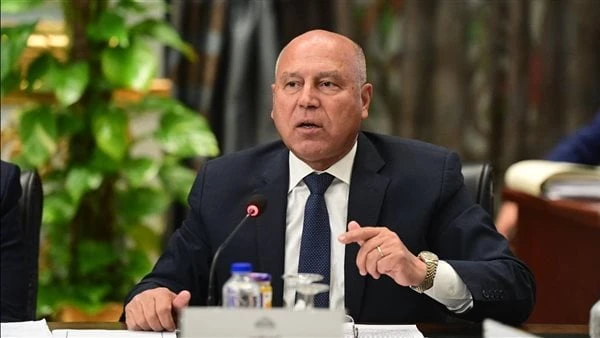 كامل الوزير يكشف التفاصيل الكاملة لصفقة شراء عربات السكك الحديدية من المجرأعلن الفريق مهندس كامل الوزير- نائب رئيس مجلس الوزراء للتنمية الصناعية وزير