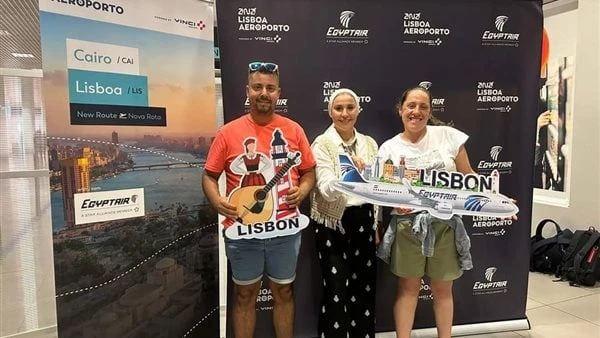 مصر للطيران تحتفل بتشغيل أولى رحلاتها في مطار لشبونة.. صوراحتفلت مصر للطيران الناقل الوطني المصري في مطار لشبونة عاصمة البرتغال بانطلاق أولي رحلات