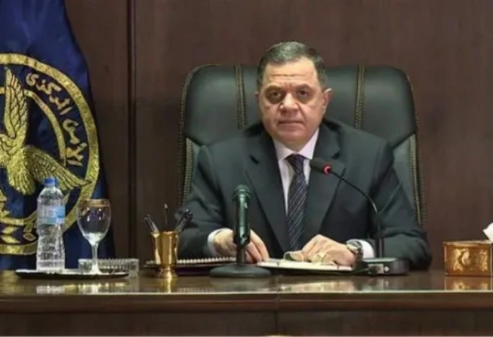 وزير الداخلية يهنئ الرئيس السيسي بذكرى ثورة 23 يوليو بعث اللواء محمود توفيق وزير الداخلية، برقية تهنئة للرئيس عبدالفتاح السيسي، رئيس جمهورية مصر