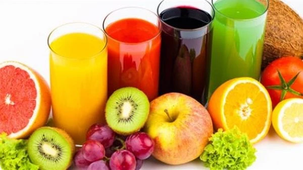 ينقص الوزن ويحسن الكلى والمعدة .. فوائد مذهلة لمشروب الليموننتناول في فصل الصيف عددا كبيرا من المشروبات الصحية المنعشة ولكن هل تعلم أن ماء الليمون