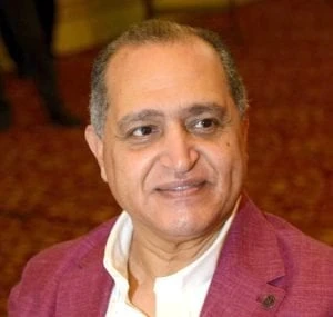 للإبداع السكندري وجوه كثيرة.. ندوة للشاعر الغنائي عماد حسن تعرف على التالي للإبداع السكندري وجوه كثيرة.. ندوة للشاعر الغنائي عماد حسن، عندما تشير