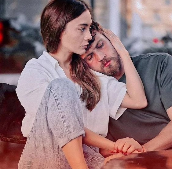 رواية غرام مع مدمن كاملة جميع الفصول عارفة يا ورد أنا اللي كنت بس)رق دهب امي عشان ابيعه لان الصنف غلى وعارفة اي كمان انا فعلا كنت هودي امي دار مسنين عشان اخد فلوسها ودهبها واصرفهم 