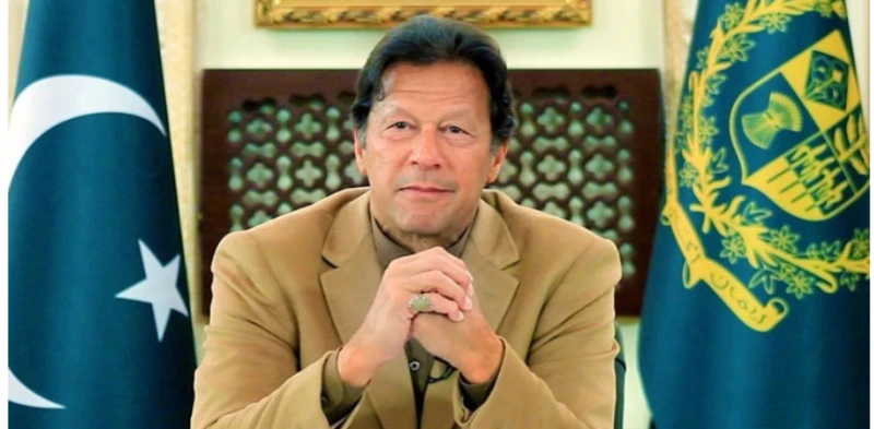 ما تفسير رؤية ولي العهد في المنام لابن سيرين؟ رؤية ولي العهد في المنام، ذهب الفقهاء إلى القول بأن رؤية الملوك والأمراء وولي العهد من الرؤى المحمودة