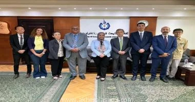 كتب - محمود الهندي استقبلت الدكتورة جينا الفقي، القائم بأعمال رئيس أكاديمية البحث العلمي والتكنولوجيا السفير الياباني بالقاهرة السيد هيروشي أوكا