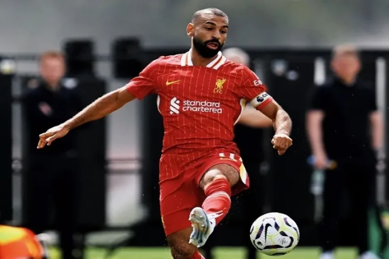 محمد صلاح يسجل هدفا صاروخيا في تدريبات ليفربول..فيديوسجل محمد صلاح، نجم ليفربول، هدفا رائعا خلال تدريبات الفريق اليوم في الولايات المتحدة. تابعوا