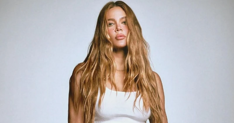 كلوي كارداشيان تبهر الجمهور برشاقتها بفستان أبيض رائع تعرف على التالي كلوي كارداشيان تبهر الجمهور برشاقتها بفستان أبيض رائع، أطلت نجمة تلفزيون الواقع كلوي كارداشيان على الجمهور بإط