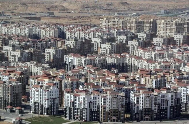 اقتصاديون: مشاريع إعادة الإعمار في دول المنطقة فرصة لتدفقات النقد الأجنبي أمام الشركات المصرية يري اقتصاديون أن مشاريع إعادة الإعمار في دول المنطقة التي عانت في السنوات الأخيرة من 