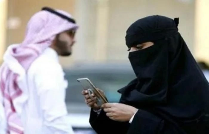 عريس يطلق عروسته ليلة الدخلة بعد ظهور عضوها الحساس أمام الجميع خلال حفل الزفاف (شاهد)عدن - ياسمين التهامي - في ليلة الزفاف، أقدم عريس على تطليق