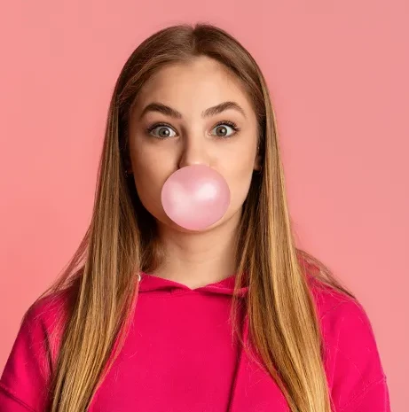 ما هو تفسير اللبان في المنام لابن سيرين؟ اللبان في المنام، يوجد اللبان منذ مئات العصور ويستخدم للعلك أو في صناعة البخور وله العديد من الأنواع والفوائد في الحياة الواقعية، ولكنه في 