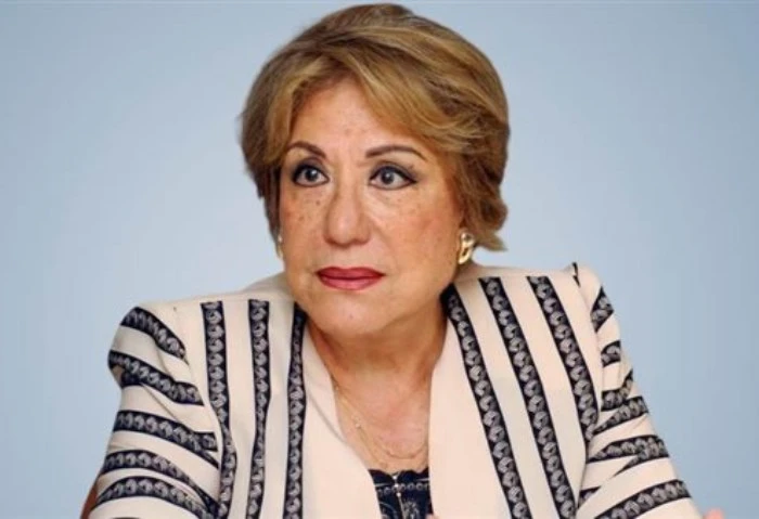 سميحة أيوب لافاق عربية: إذا توفر نص مميز سأقف مجددا على خشبة المسرح سيدة المسرح العربي، كما لقبت من قبل افاق عربية، وهي صاحبة أطول مسيرة فنية في