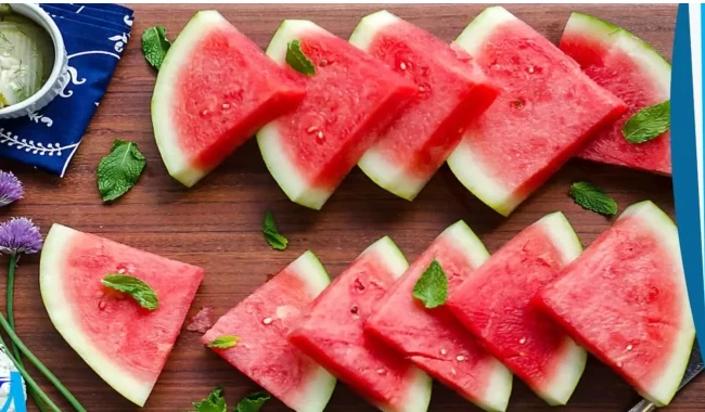 تعرف على أهم تفسيرات رؤية البطيخ في المنام لابن سيرين وأكل البطيخ في المنام رؤية البطيخ في المنام، تختلف دلالات البطيخ في الحلم ما بين الرسائل